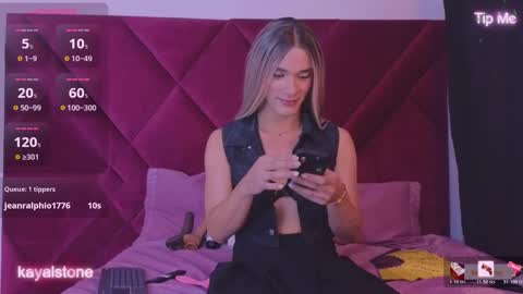 Cattleya stone online show from 02.14.26