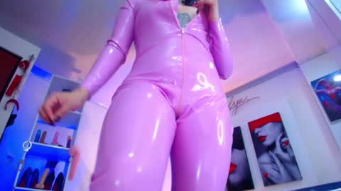 CAMILA online show from 03.11.25