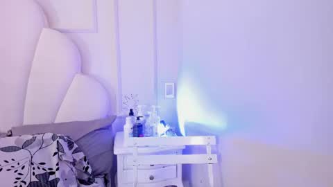 kaylachannell online show from 06.19.26