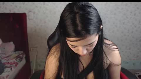 Kayla online show from 10.20.25