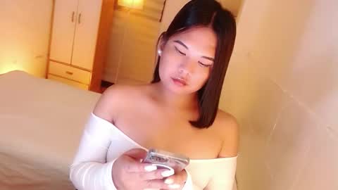 Y O U R        F U T U R E       K A Y L E E  online show from 09.14.25