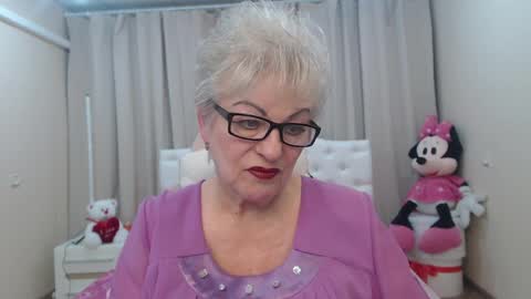 kaylesmoll online show from 03.25.26