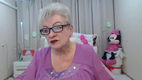 kaylesmoll online show from 04.03.26