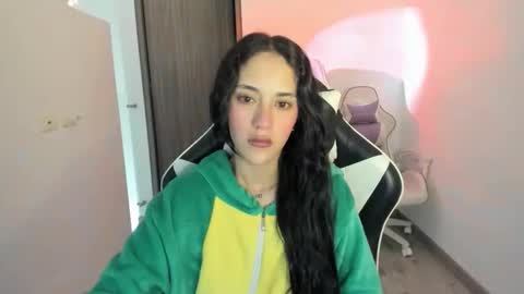 kaylie online show from 10.14.25