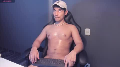 Snapshot of kayn_kalo chatting on 02.06.26 Kayn online show from 02.06.26