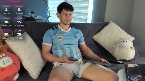 Snapshot of kayn_kalo chatting on 02.16.26 Kayn online show from 02.16.26