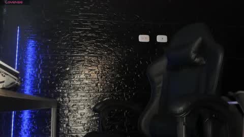 Snapshot of kayn_kalo chatting on 05.28.26 Kayn online show from 05.28.26