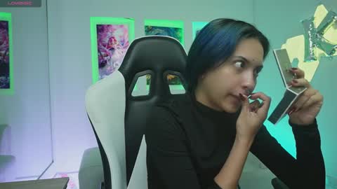 Kayra online show from 12.04.25