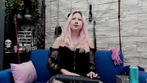 Miss Kazia online show from 03.12.25