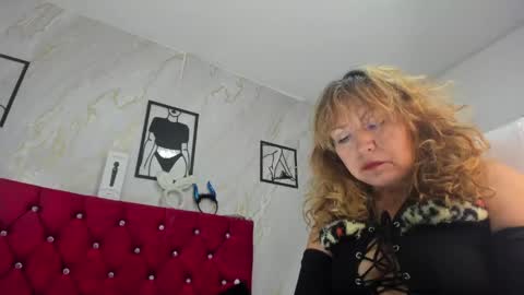 KAZSANDRAH online show from 06.09.26