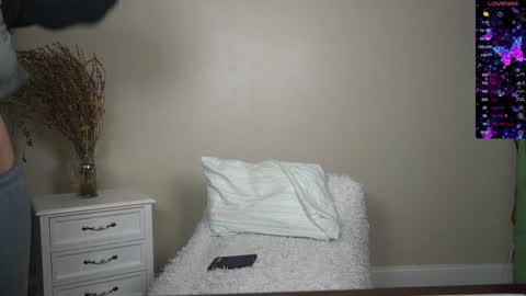 EliandKylie online show from 12.18.24