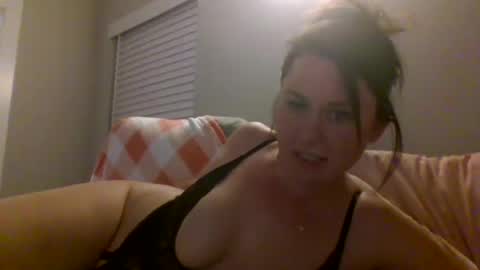 Snapshot of kbaby708076 chatting on 10.22.25 Kbaby online show from 10.22.25