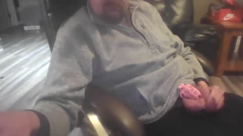 Snapshot of kchristi325 chatting on 12.21.24 kchristi325 online show from 12.21.24