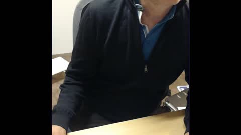 Snapshot of kcirt17225058 chatting on 10.14.25 kcirt17225058 online show from 10.14.25