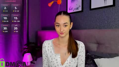 Kelly GMT 2 Su We Th Fr Sa   0300AM-09-00AM   online show from 10.09.25