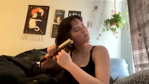 Snapshot of kearianwat chatting on 03.28.26 kearianwat online show from 03.28.26