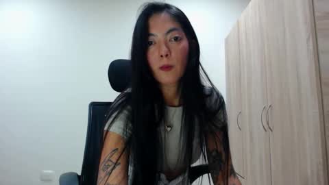 Snapshot of keikomiyake5 chatting on 10.15.25 Keikomiyake3 online show from 10.15.25