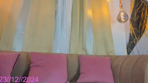 Keila  online show from 12.23.24