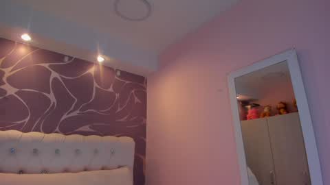 Snapshot of keilalovjack chatting on 01.07.25 Keila online show from 01.07.25