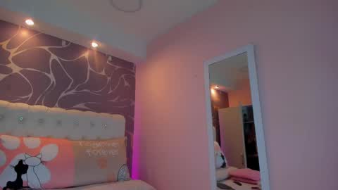 Snapshot of keilalovjack chatting on 02.15.25 Keila online show from 02.15.25