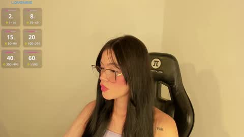 Snapshot of keily_brox chatting on 11.13.25 Keily brox online show from 11.13.25