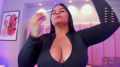 Snapshot of keily_ross1 chatting on 02.14.25 Keily Ross online show from 02.14.25