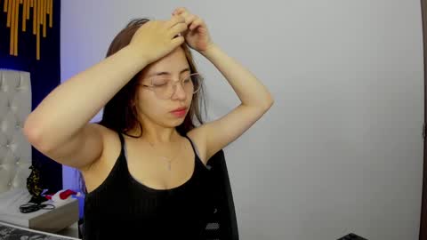 Keily Morgan online show from 12.23.24