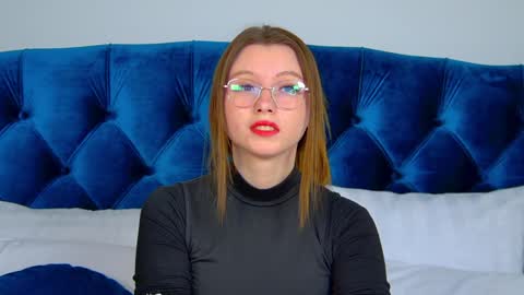 Keira online show from 02.08.25