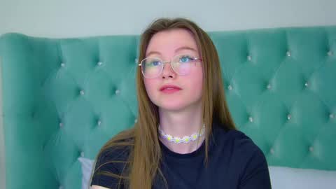 Keira online show from 03.01.25