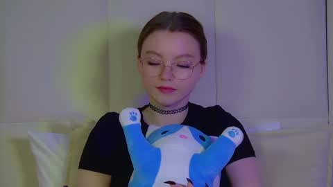 Keira online show from 03.07.25