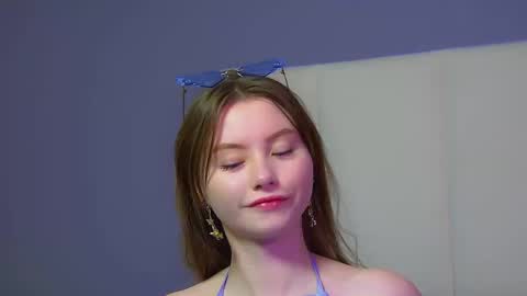 Keira online show from 10.02.25