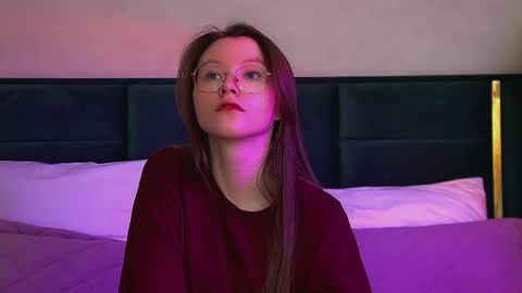 Keira online show from 02.05.26