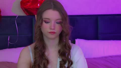 Keira online show from 02.15.26