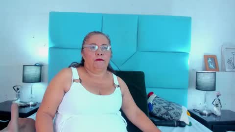 Snapshot of keiralennox chatting on 01.21.25 online show from 01.21.25