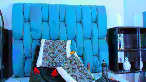 Snapshot of keiralennox chatting on 02.08.25 online show from 02.08.25