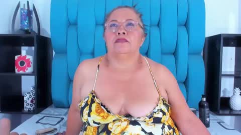 Snapshot of keiralennox chatting on 02.13.25 online show from 02.13.25