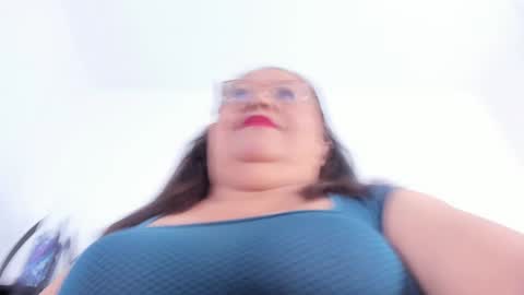 Snapshot of keiralennox chatting on 03.08.25 online show from 03.08.25