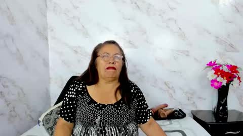 Snapshot of keiralennox chatting on 11.06.25 online show from 11.06.25