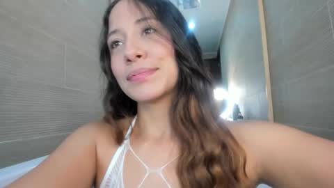 keiry_gonzalez11_aws online show from 10.07.25