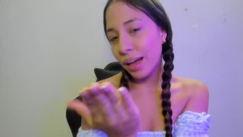 keiry_gonzalez11_aws online show from 10.11.25