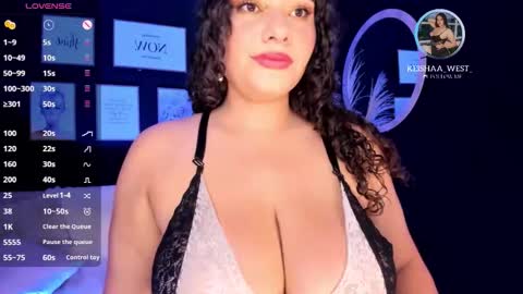 Snapshot of keisha_west chatting on 09.10.25 Keisha online show from 09.10.25