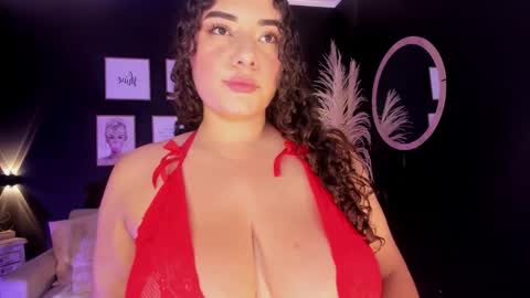 Snapshot of keisha_west chatting on 10.05.25 Keisha online show from 10.05.25