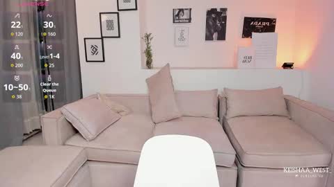 Snapshot of keisha_west chatting on 10.26.25 Keisha online show from 10.26.25