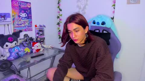 Snapshot of keita_moon chatting on 12.18.24 Keita moon online show from 12.18.24