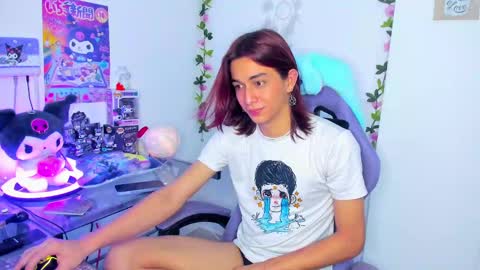 Snapshot of keita_moon chatting on 12.28.24 Keita moon online show from 12.28.24