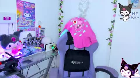 Snapshot of keita_moon chatting on 01.25.25 Keita moon online show from 01.25.25