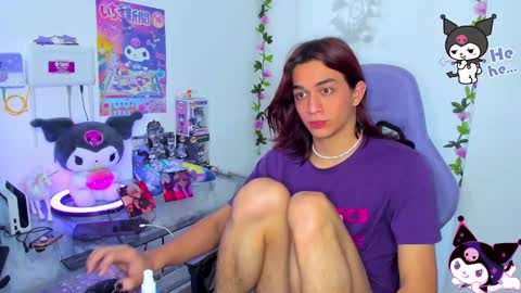 Snapshot of keita_moon chatting on 02.18.25 Keita moon online show from 02.18.25