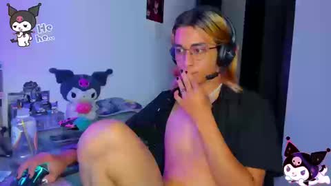 Snapshot of keita_moon chatting on 09.08.25 Keita moon online show from 09.08.25