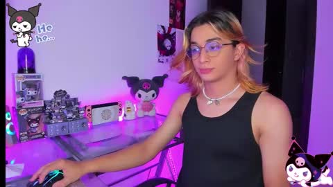 Snapshot of keita_moon chatting on 10.23.25 Keita moon online show from 10.23.25