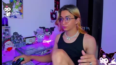 Snapshot of keita_moon chatting on 11.03.25 Keita moon online show from 11.03.25